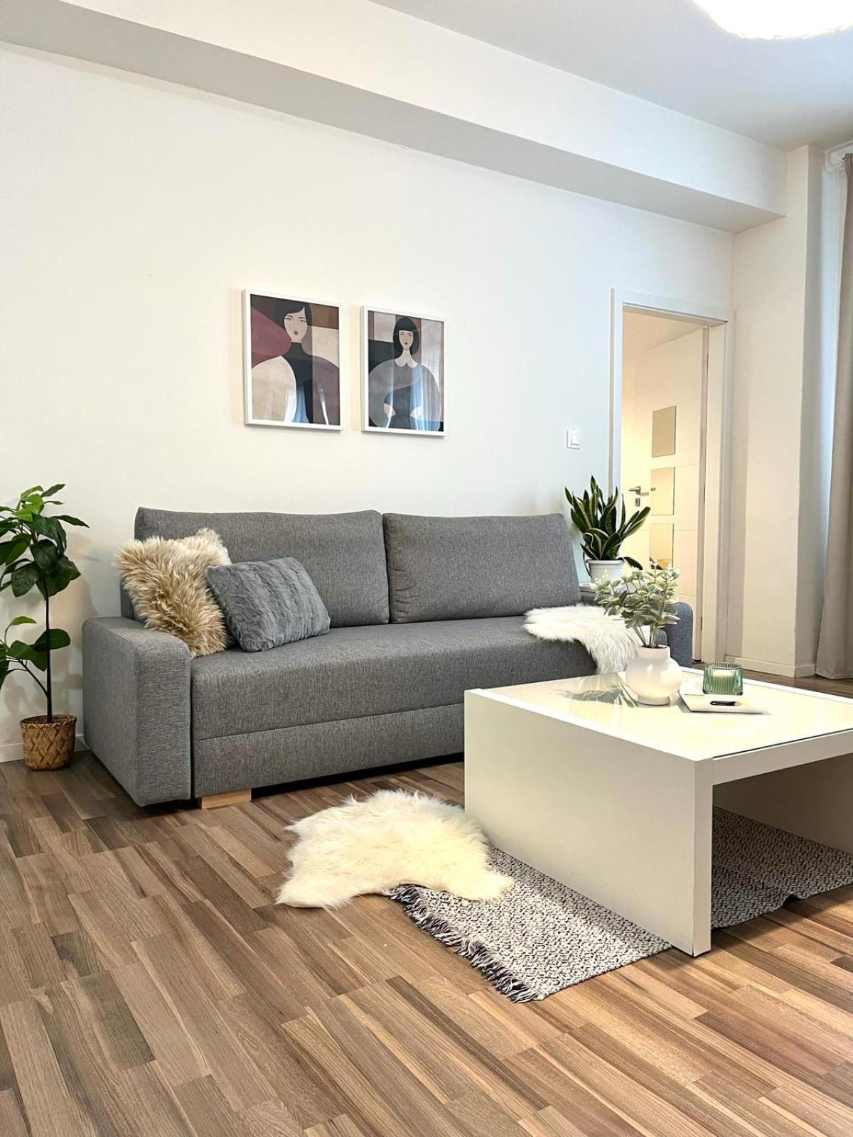 Apartment Adele - Old Town Братислава Экстерьер фото