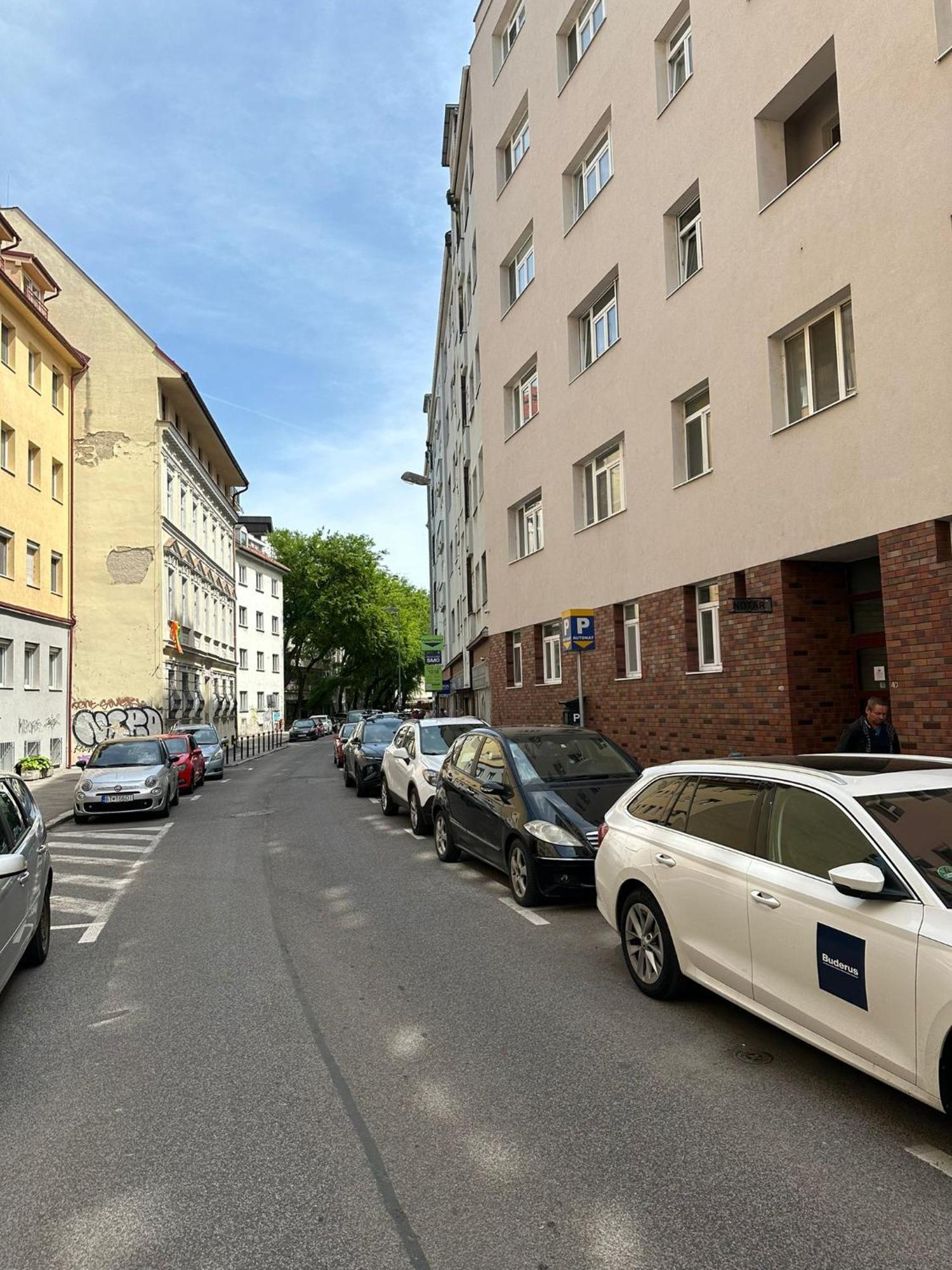 Apartment Adele - Old Town Братислава Экстерьер фото